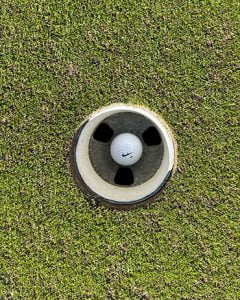 Gloria-Golfclub-nike-golfball