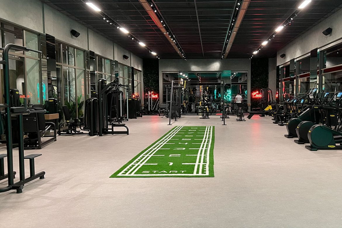 Golfübungen im Fitnesscenter